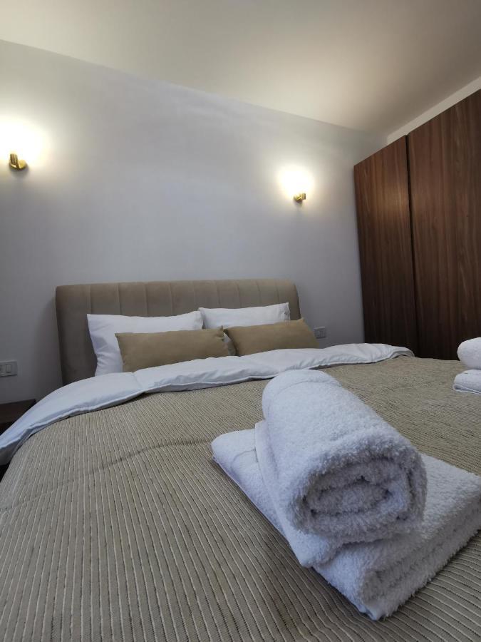007 Apartments - Strumica, Macedonia Bagian luar foto